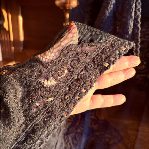 NWT SHEER BLACK DUSTER - Picture 2 of 16